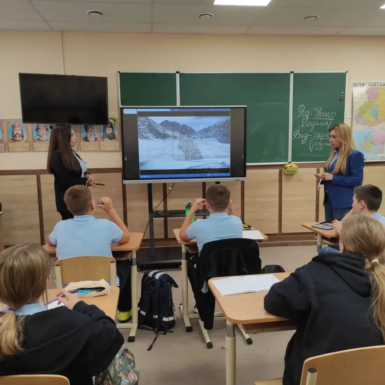 English чи Історія? А якщо пов'язати?