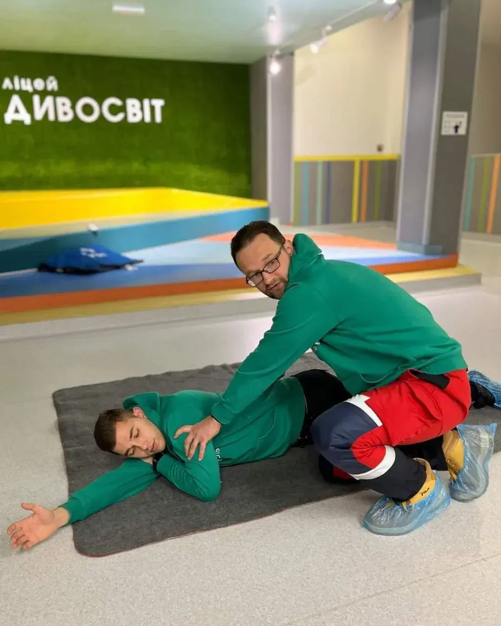 Наші вчителі успішно пройшли курс домедичної допомоги!