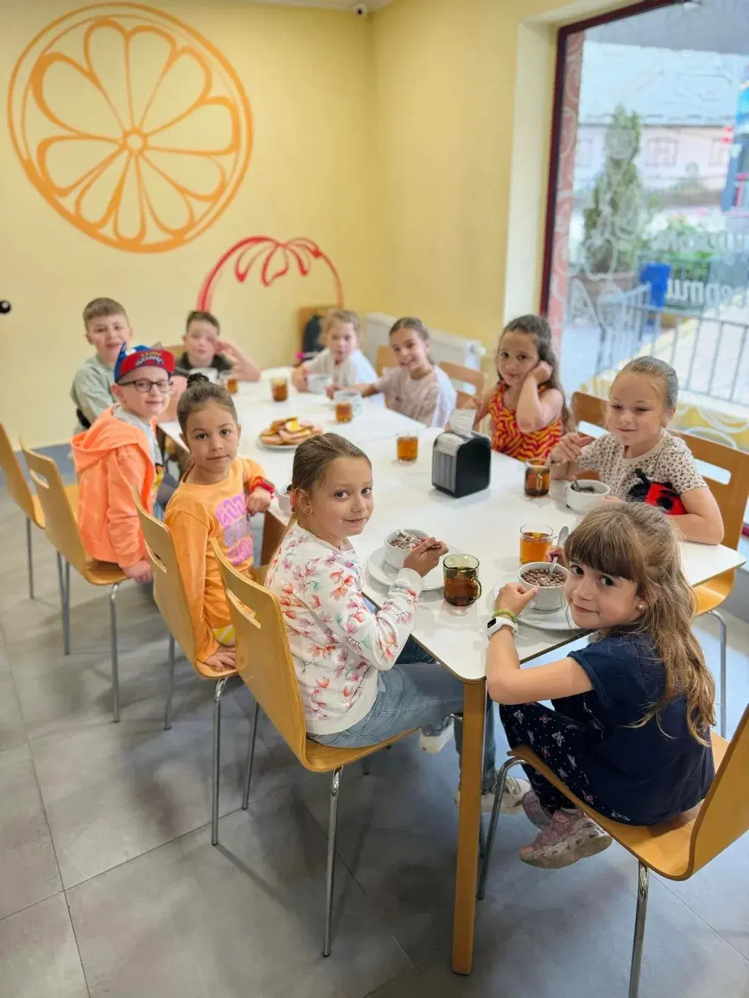 Ура! Вирушаємо у подорож «Довкола світу за 10 днів»!