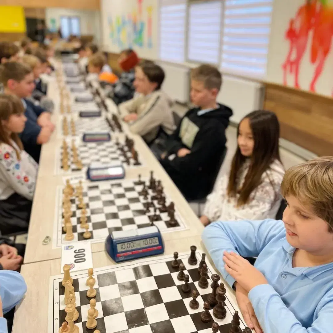 🏆Чемпіонат з шахів♟ ліцею та початкової школи «Дивосвіт»