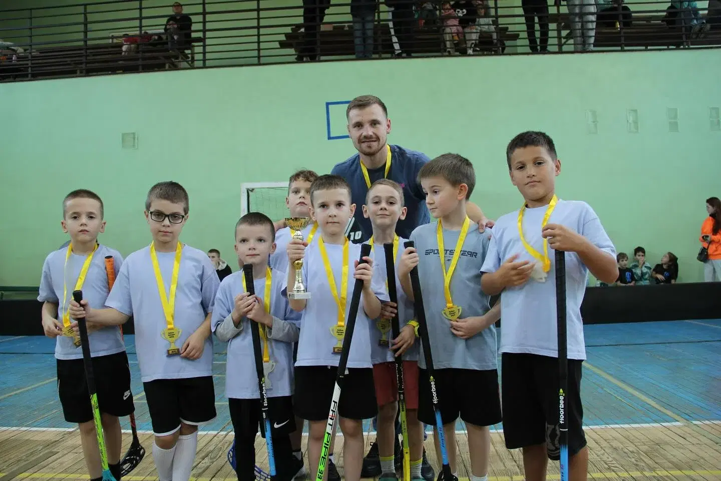 Вчора наші дивоствітики брали участь у флорбольному турнірі «Кубок Янтаря» в місті Новояворівськ