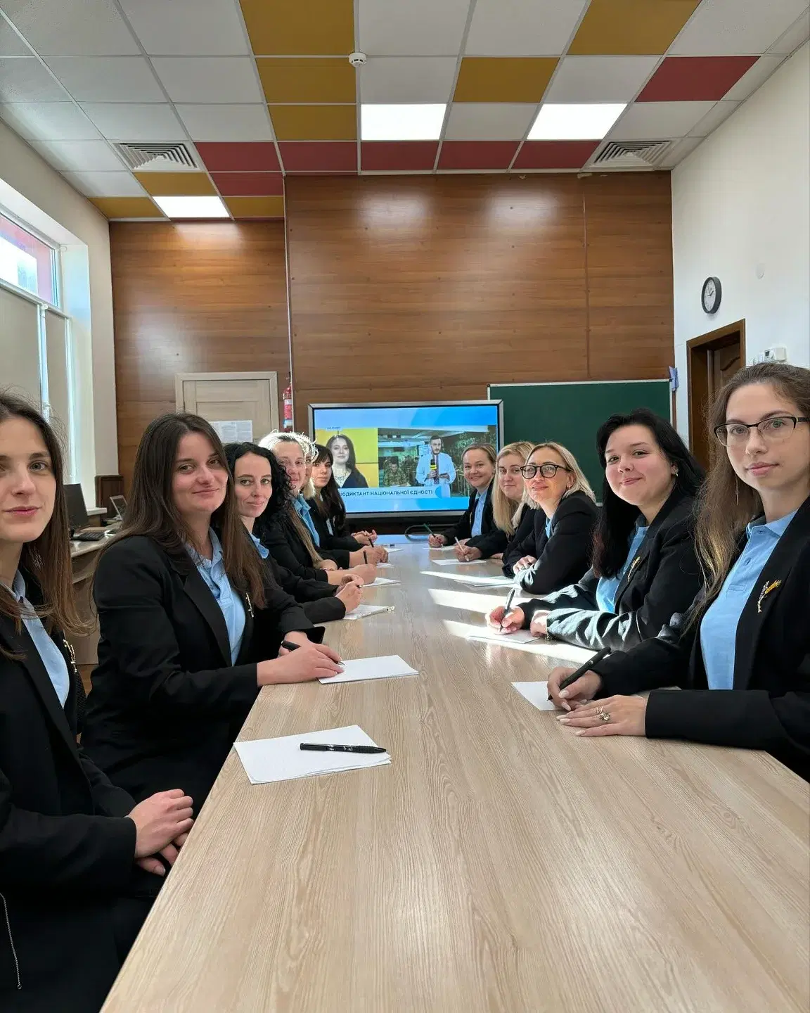 День української писемності та мови — це свято, яке об’єднує українців навколо їхньої культурної спадщини, мови та історії.