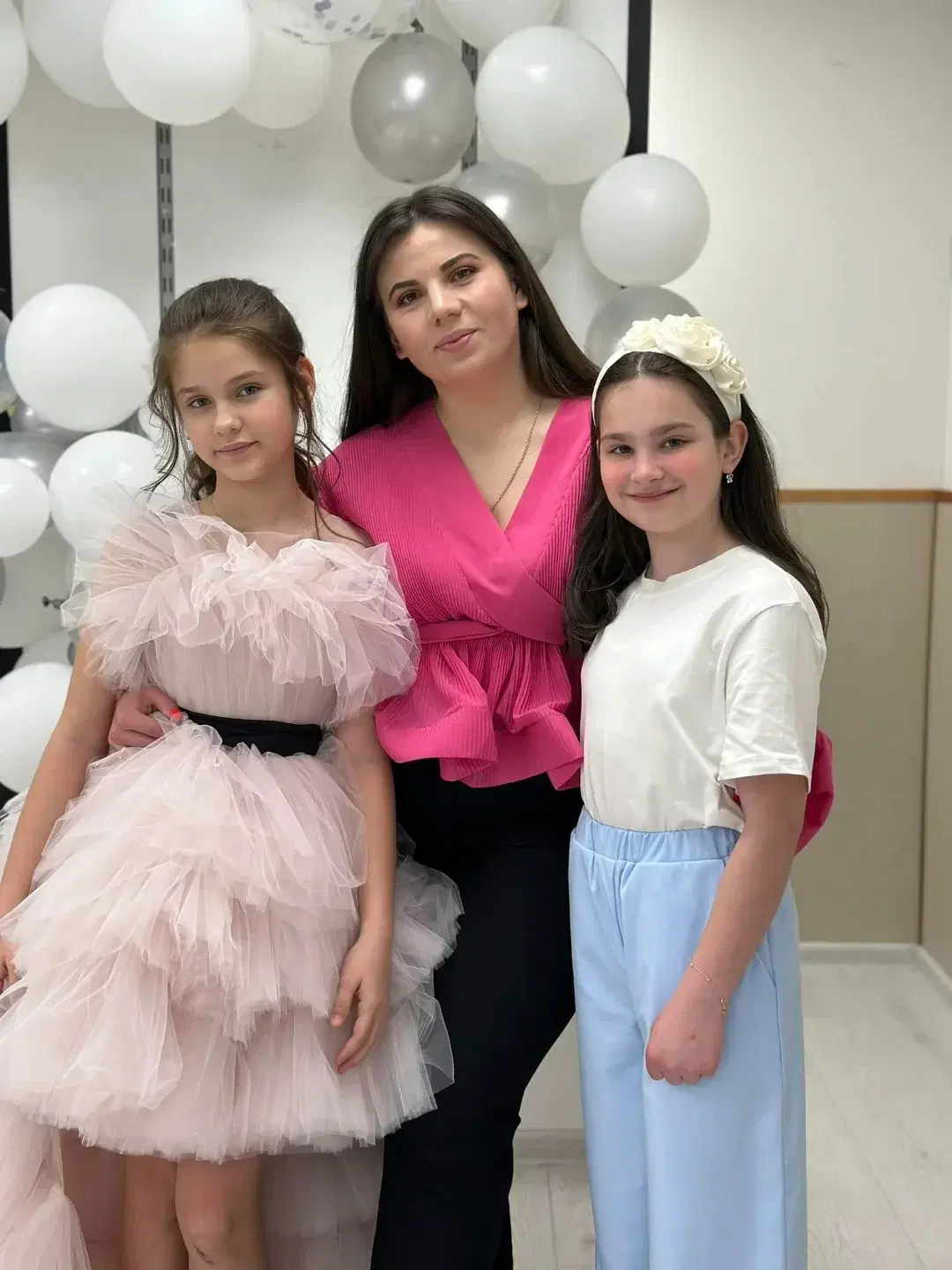 РОЗУМНІ, ТАЛАНОВИТІ, СПРАВЕДЛИВІ та ДУЖЕ КРАСИВІ. НАШ 4-Б